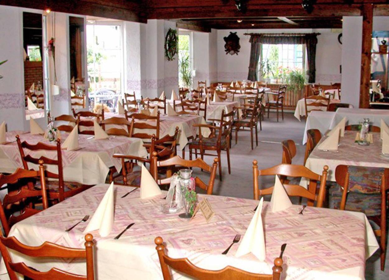 Hotel-Restaurant Zum Dorfkrug Вінтерберг Екстер'єр фото